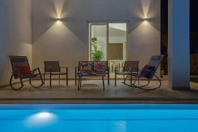 Villa Shamsi - heated pool and beach at 70mt